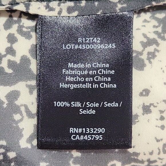 Rachel Zoe 100% Silk Blouse Womens 10 Gray Snakeskin Print Band Collar L/S Top - Picture 10 of 10